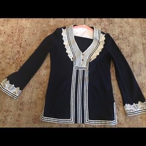 Like new Tory Burch navy/white embroidered tunic